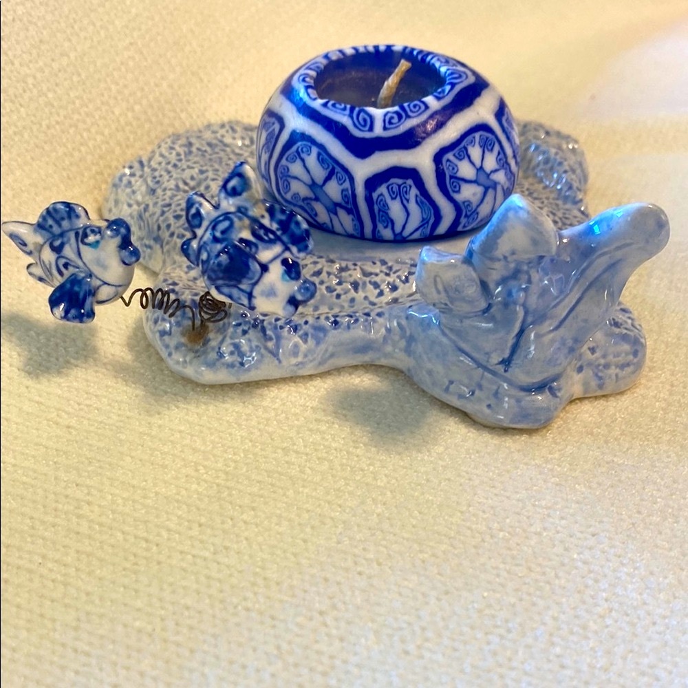 Vintage 2002 Blue Delft Fish from Blue Sky Like New Candle never been lit.🔥 - Picture 4 of 4
